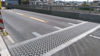 The new style of joint, seen here in an overseas location [photo from Mageba]