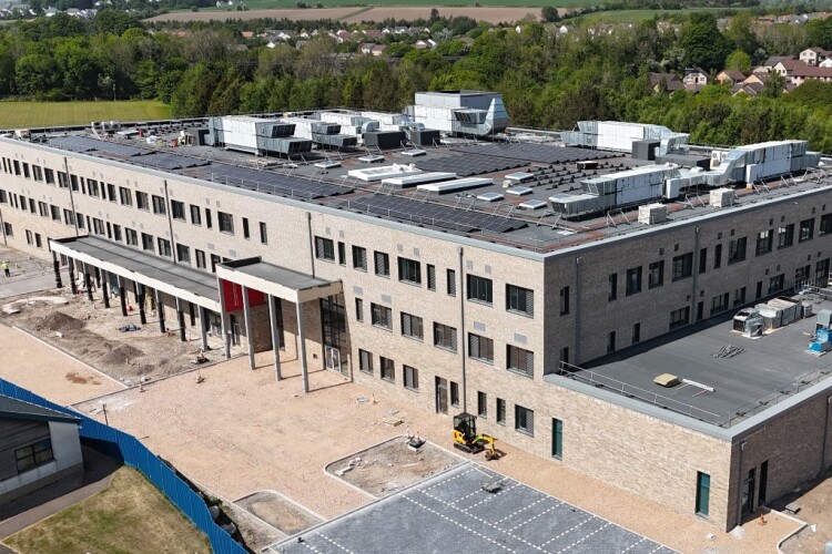 Roberston built the Monifieth Learning Campus via the MPF2  framework