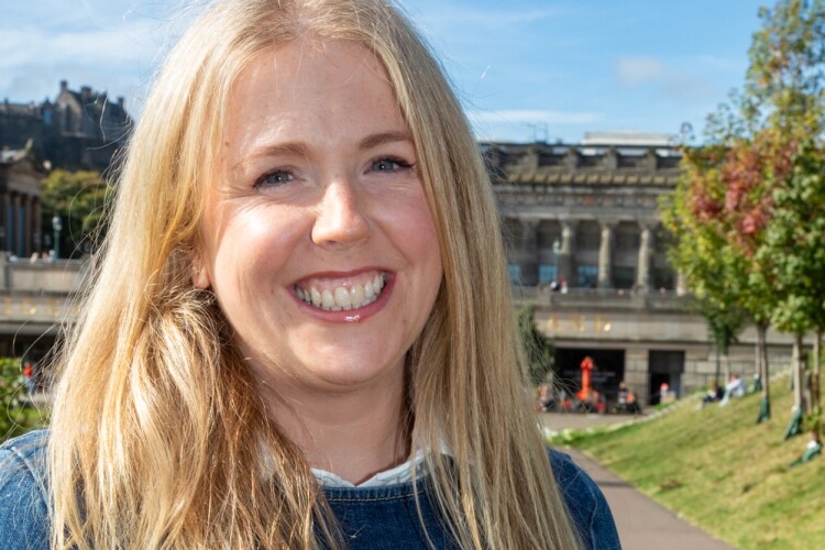 project manager Laura Petrie
