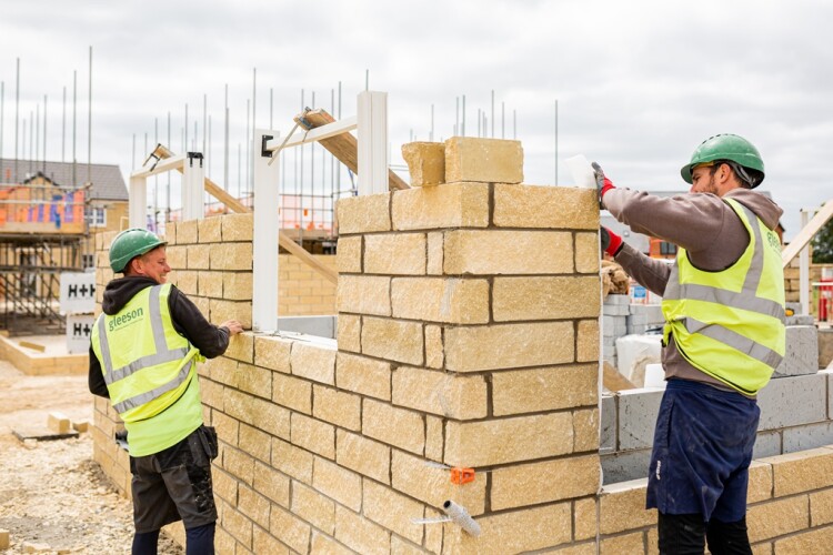 Figures from the Office for National Statistics show around 35,000 job vacancies in the construction sector