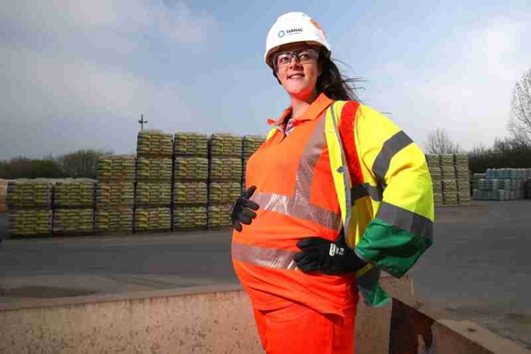 In 2019 expectant mother Louise Pattison, working for Tarmac’s Cement & Lime business in Nottingham, was issued with PPE that is specially made for pregnant women